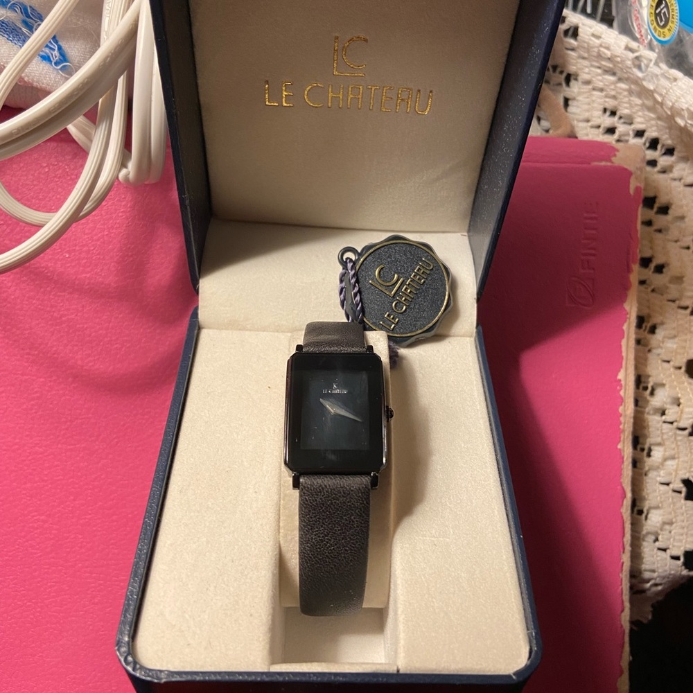 Ladies watch.. Le Chateau